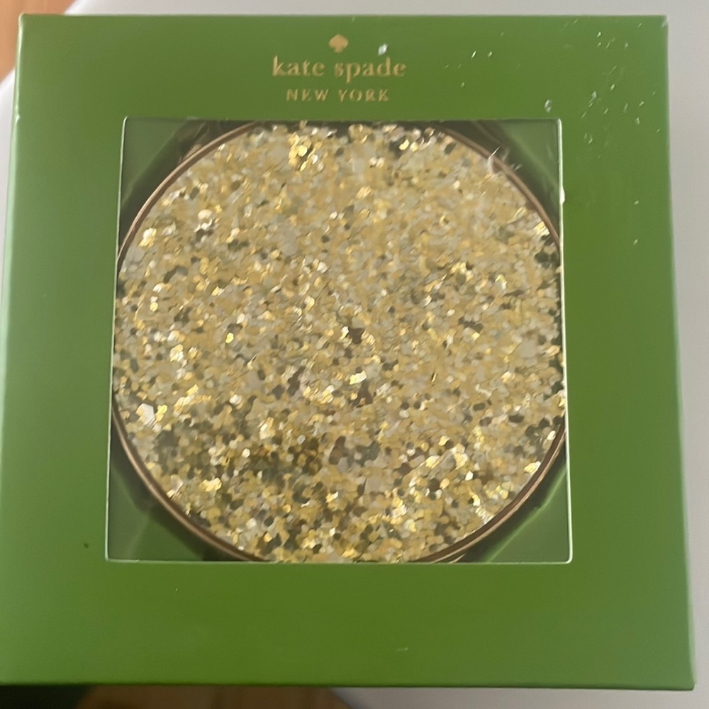 Compact mirror